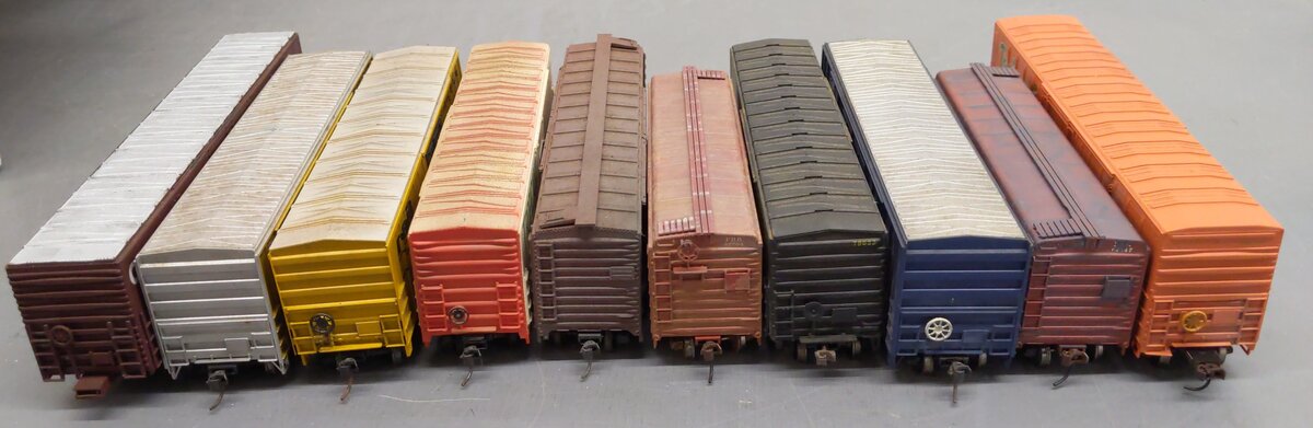 Assorted HO Scale Custom Weathered Refrigerator & Box Cars [10] EX