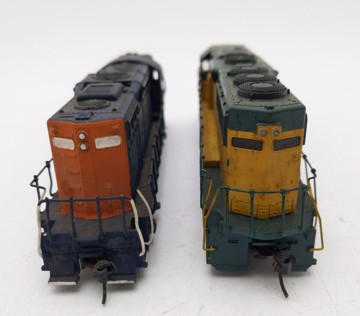 Assorted HO Scale Custom Weathered Diesel Locomotives [2]
