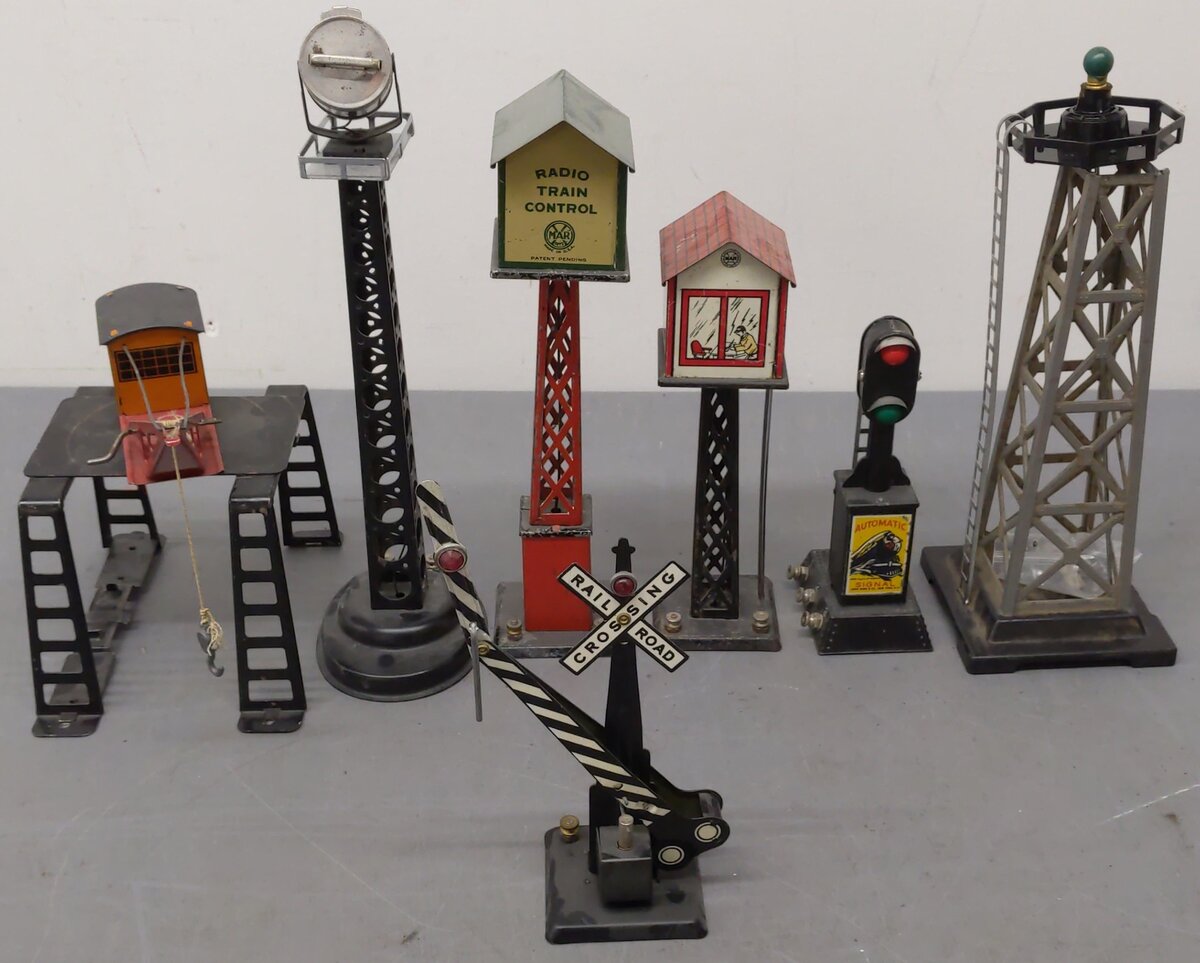 Marx & other O Gauge Assorted Accessories; 422, 416, 413, 405, 394, 438 [7]