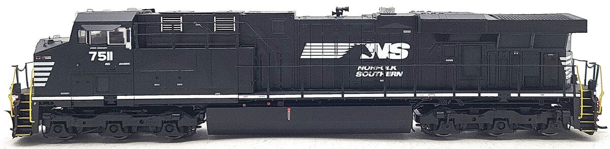Athearn G83095 HO Norfolk Southern ES44DC Diesel Locomotive #7511 LN/Box