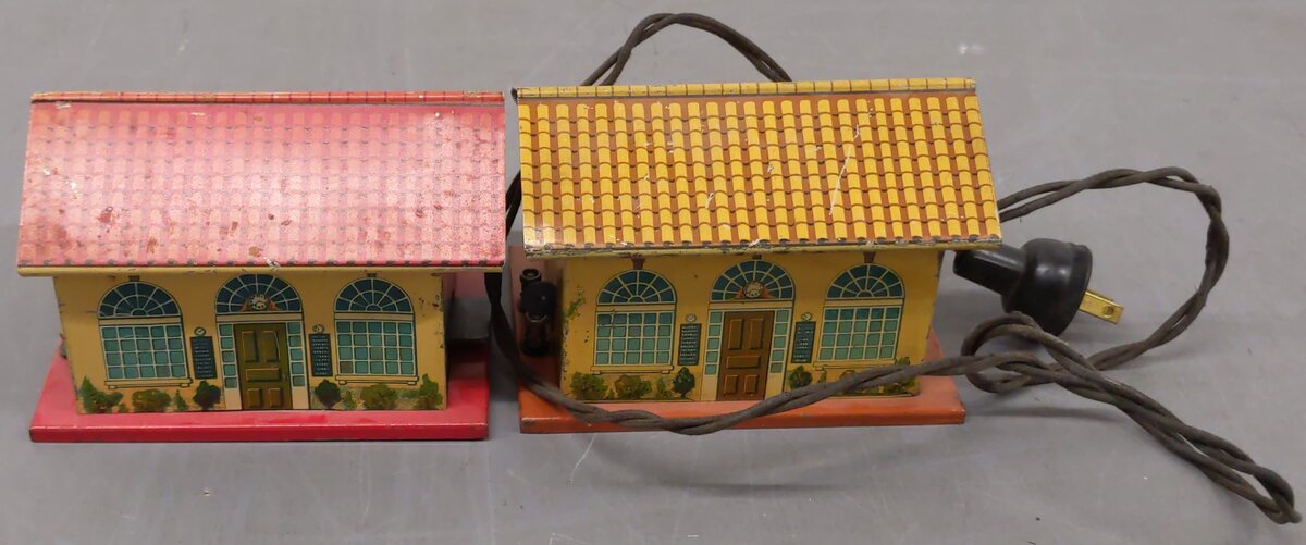 Lionel and other Pre-War O Gauge Whistle Stations [2]