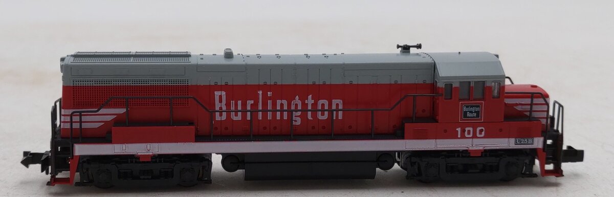 Atlas 4481 N Burlington Route GE U25B Diesel Locomotive #100 EX/Box