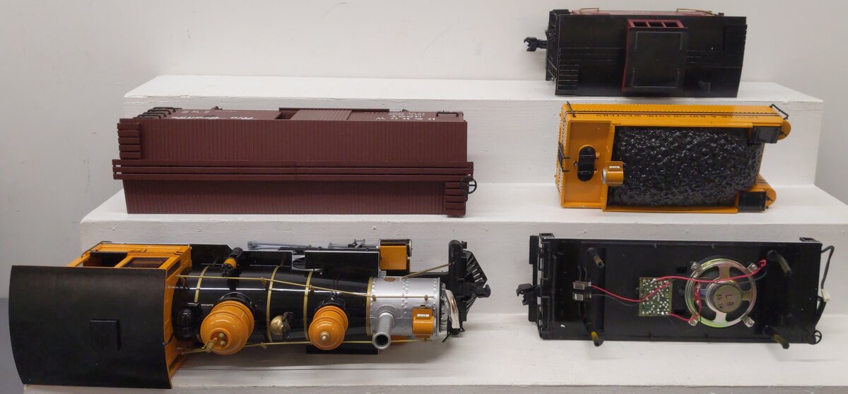 Bachmann 90025 G Gauge D&RGW Silverton Flyer Steam Train Set/Box