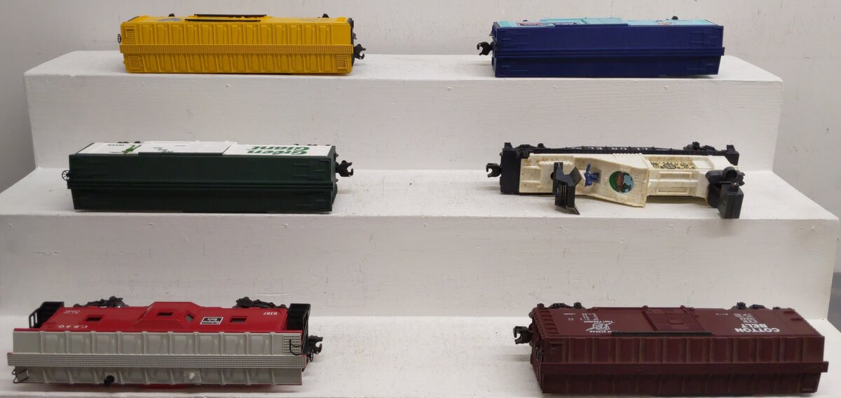 Lionel O Assorted Freight Cars 6-19526, 6-19525, 6-19524, 6-9387, 6-1922 [6] EX/Box