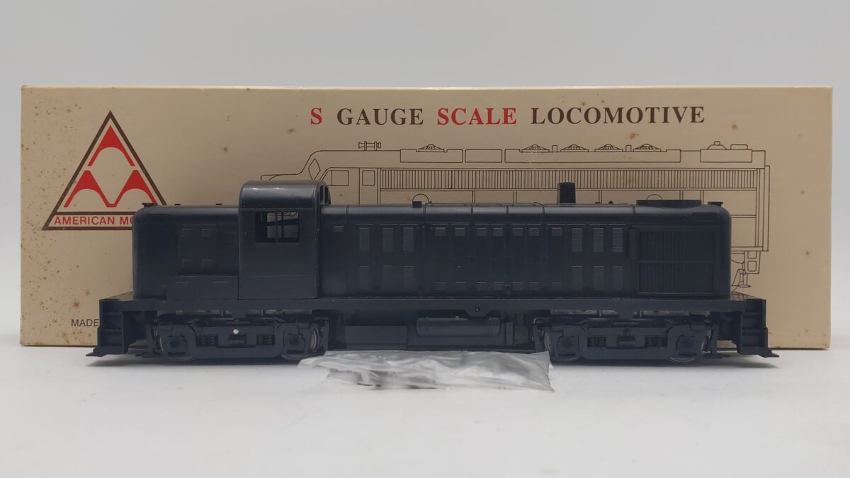 American Models S Scale RS-3 Diesel Locomotive - Undecorated LN/Box