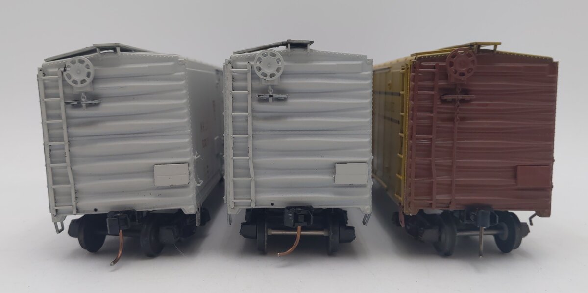 American Models S Scale Refrigerator Cars: 82151,80274, 80279 [3] EX