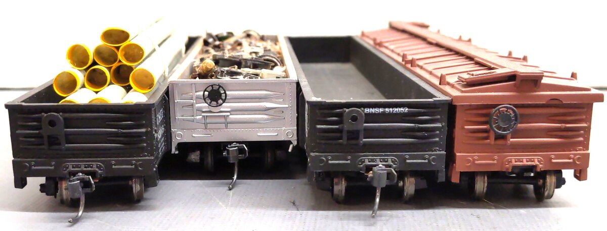 Bachmann & Others HO Assorted Freight Cars: 512052, 82005, 1246, 328000 [4] VG