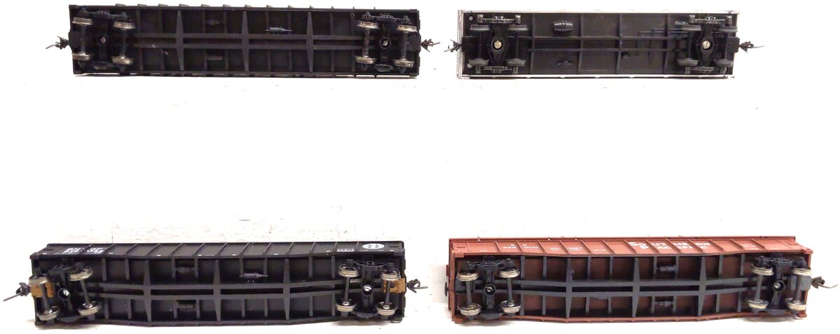 Bachmann & Others HO Assorted Freight Cars: 512052, 82005, 1246, 328000 [4] VG