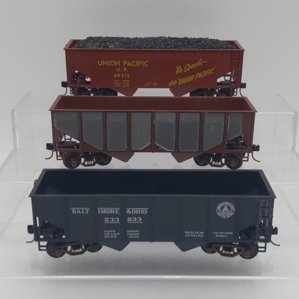 American Models S Scale 2-Bay Hoppers: 69215, 233633 [3] VG