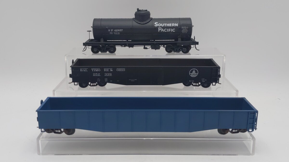 American Models S Scale Freight Cars [3] EX