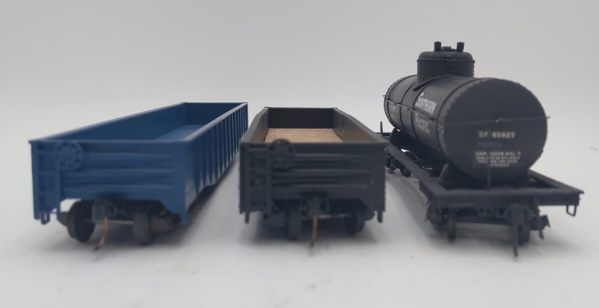 American Models S Scale Freight Cars [3] EX