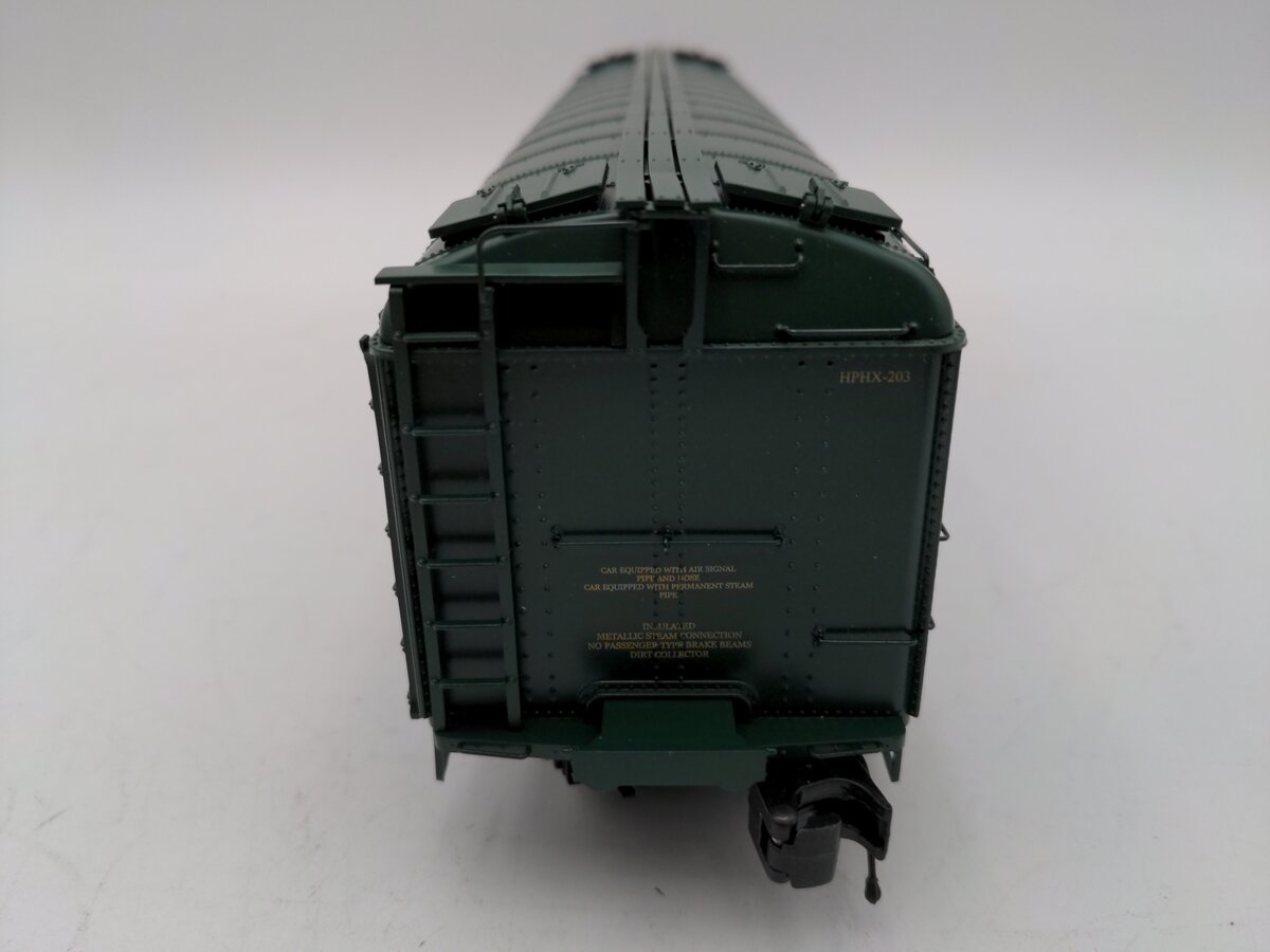 MTH 20-94168 O Gauge Hood's Dairy R50B Express Reefer Car #203 LN/Box