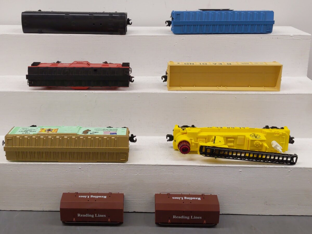 Lionel O Assorted Freight Cars 6-16525,6-9813,6-16041,6-7603,6-16660,6-17405 [6] EX/Box