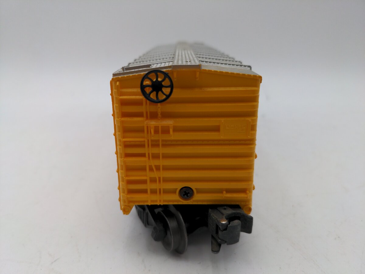 Lionel 6-9445 O Gauge Vermont Northern Boxcar EX