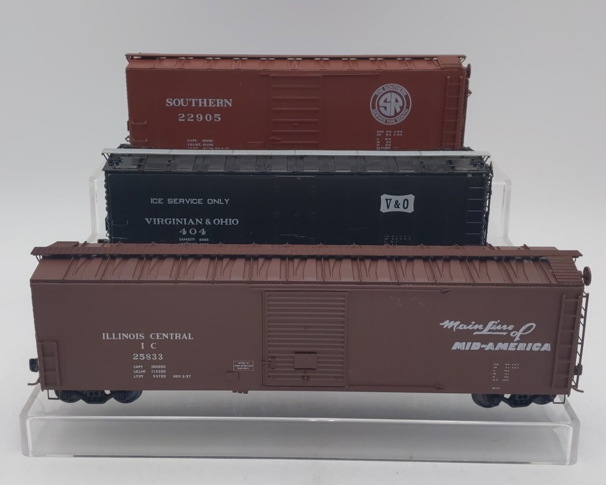 Assorted S Scale Freight Cars: 22905, 404, 25833 [3] EX