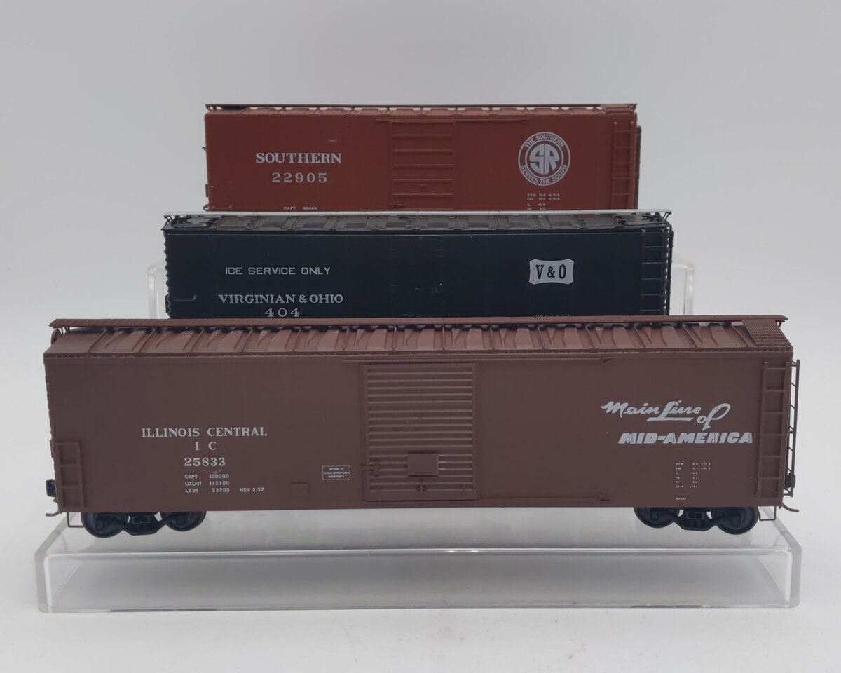 Assorted S Scale Freight Cars: 22905, 404, 25833 [3] EX