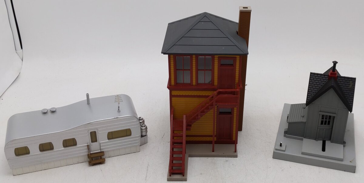 O Gauge Assorted Layout Plastic Buildings [3] EX