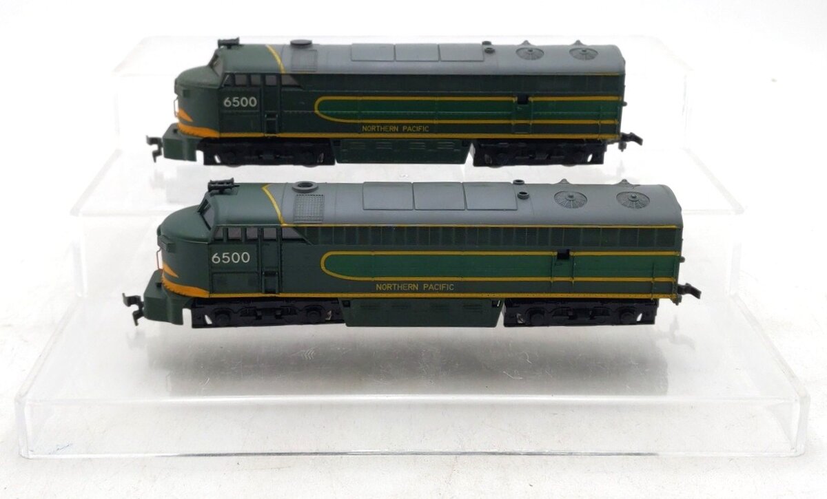 AHM HO Scale Assorted Northern Pacific Diesel Locomotives [2] EX