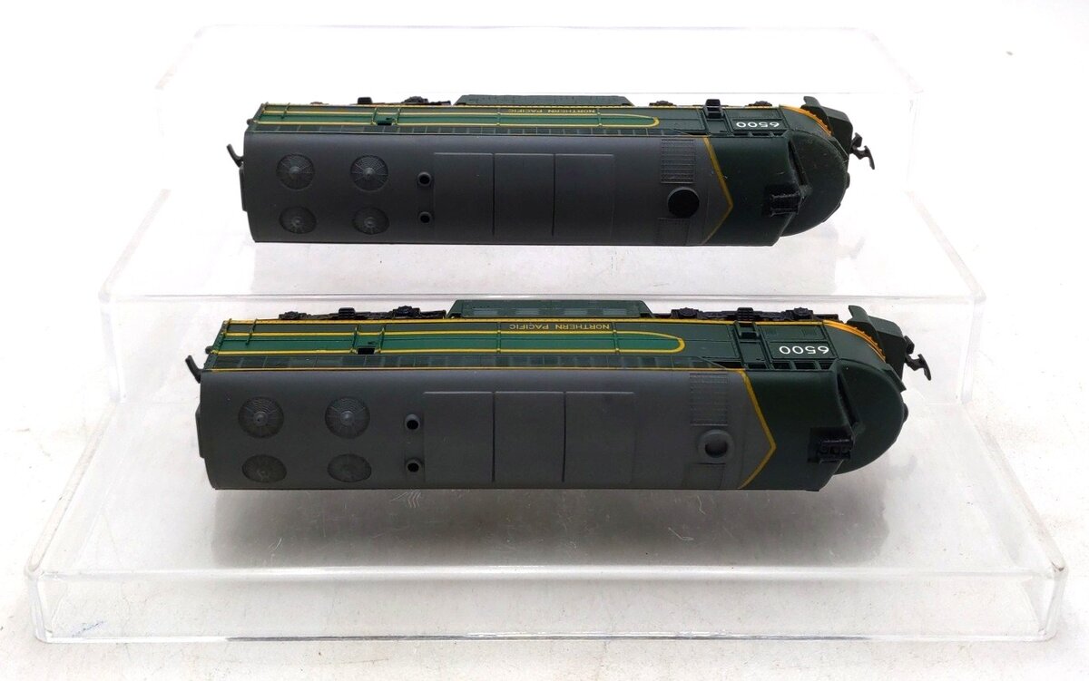AHM HO Scale Assorted Northern Pacific Diesel Locomotives [2] EX