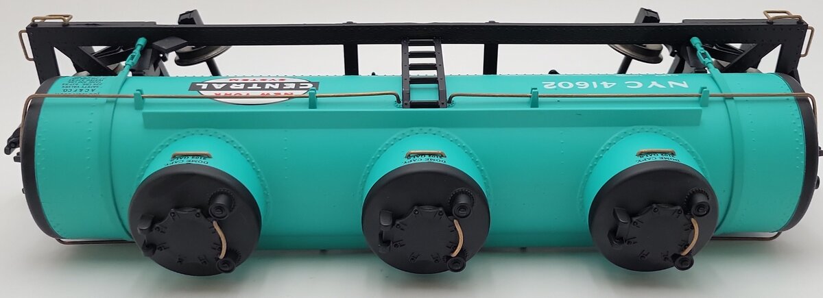Aristo-Craft 41602 1 Gauge New York Central Triple Dome Tank Car EX/Box