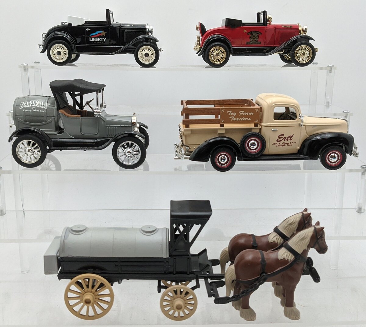 ERTL 1:32 Scale Assorted Die-Cast Vehicles [5] EX