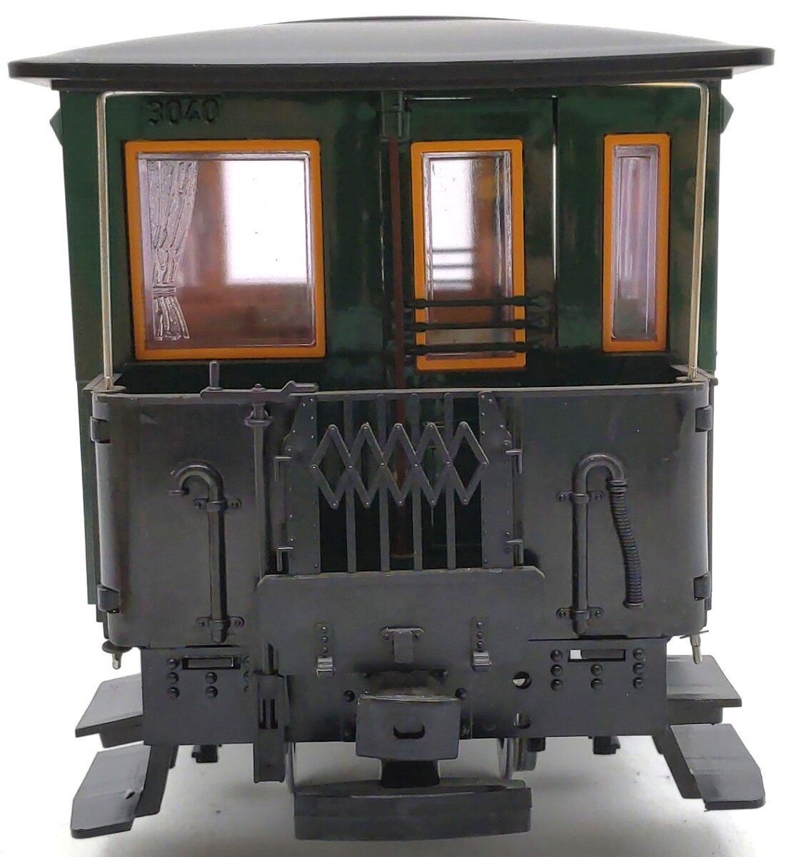 LGB 3040 G Scale LGB 3rd Class Green Coach Car #3 LN/Box