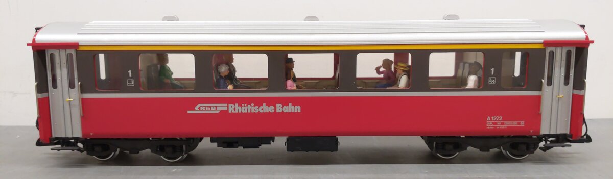 LGB 3067 G Scale Swiss 1st Class Rhatische Bahn Passenger Car - Metal Wheels EX/Box