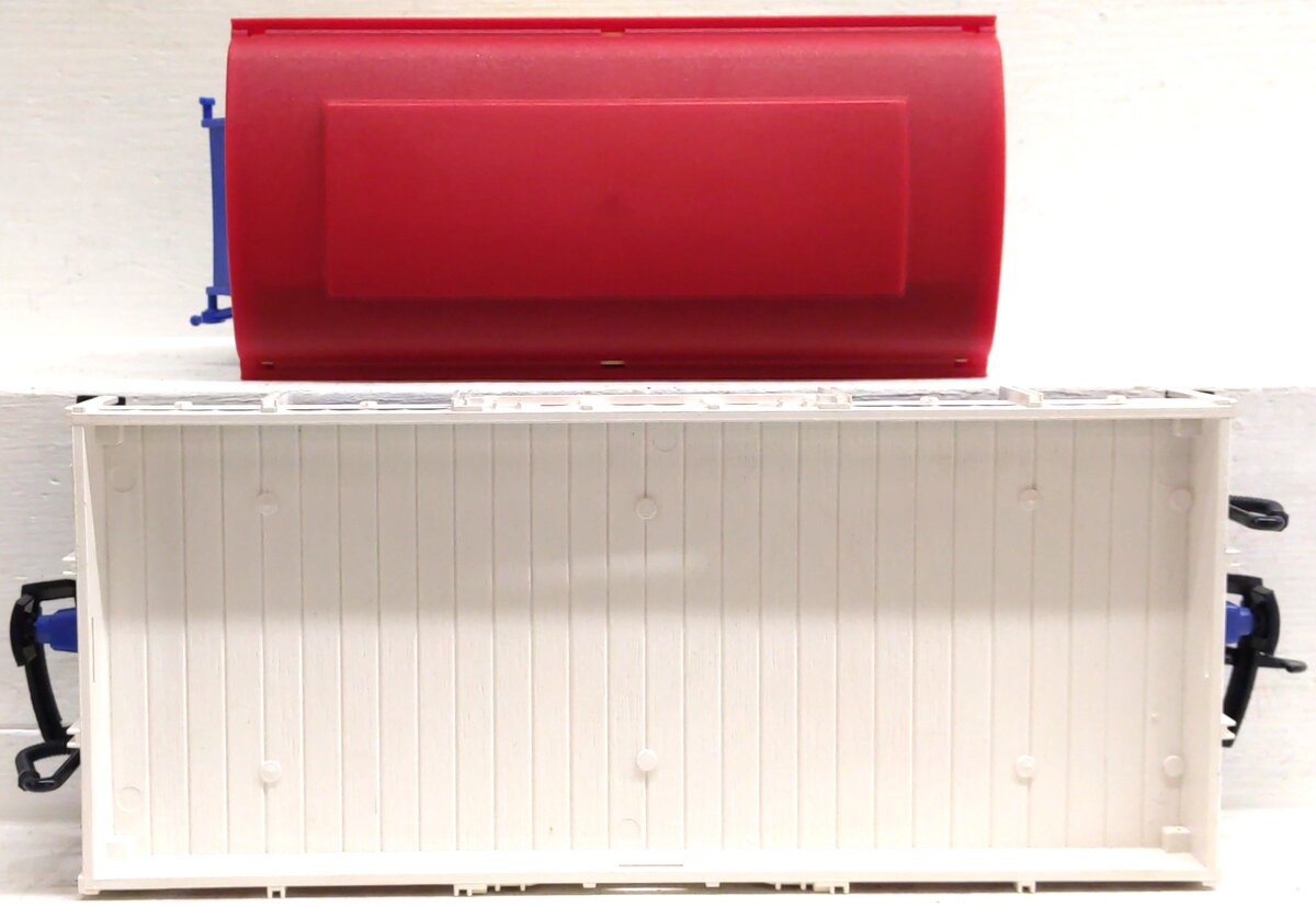 LGB 4038 G Scale Flatcar with Circus Cage W/O Animals LN/Box