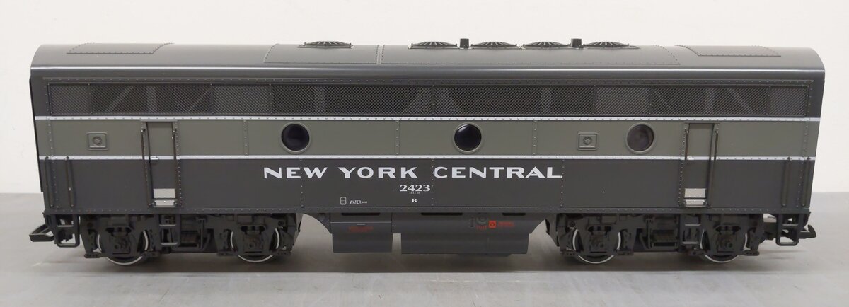 LGB 21582 G Scale NYC F7 B Unit Non-Powered Diesel Locomotive with Sound #2423 EX/Box