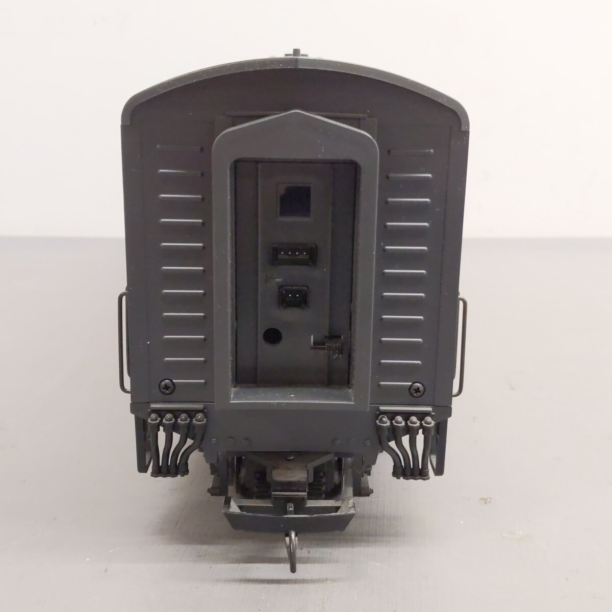 LGB 21570 G Gauge New York Central F7 A Unit Diesel Locomotive #1650 EX/Box