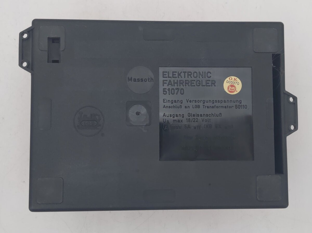 LGB 51070 5 Amp High Power Analog Powerpack & Throttle EX/Box