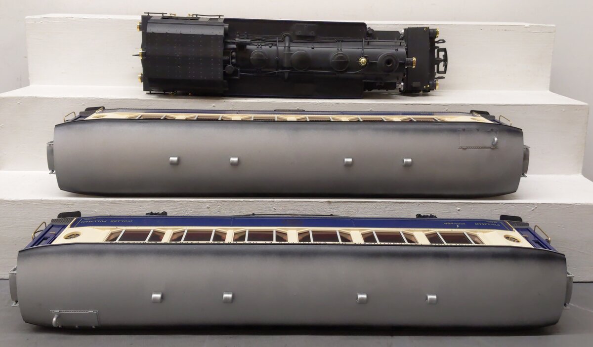 LGB 70685 G Scale Orient Express Deluxe G Gauge Steam Passenger Train Set LN/Box