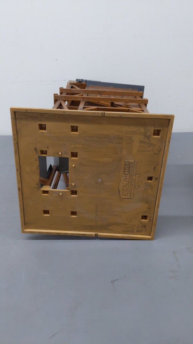 Pola G938 Assembled Large Coaling Station EX