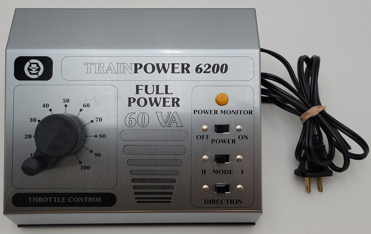 MRC 6200 Trainpower Power Pack (Silver) EX/Box