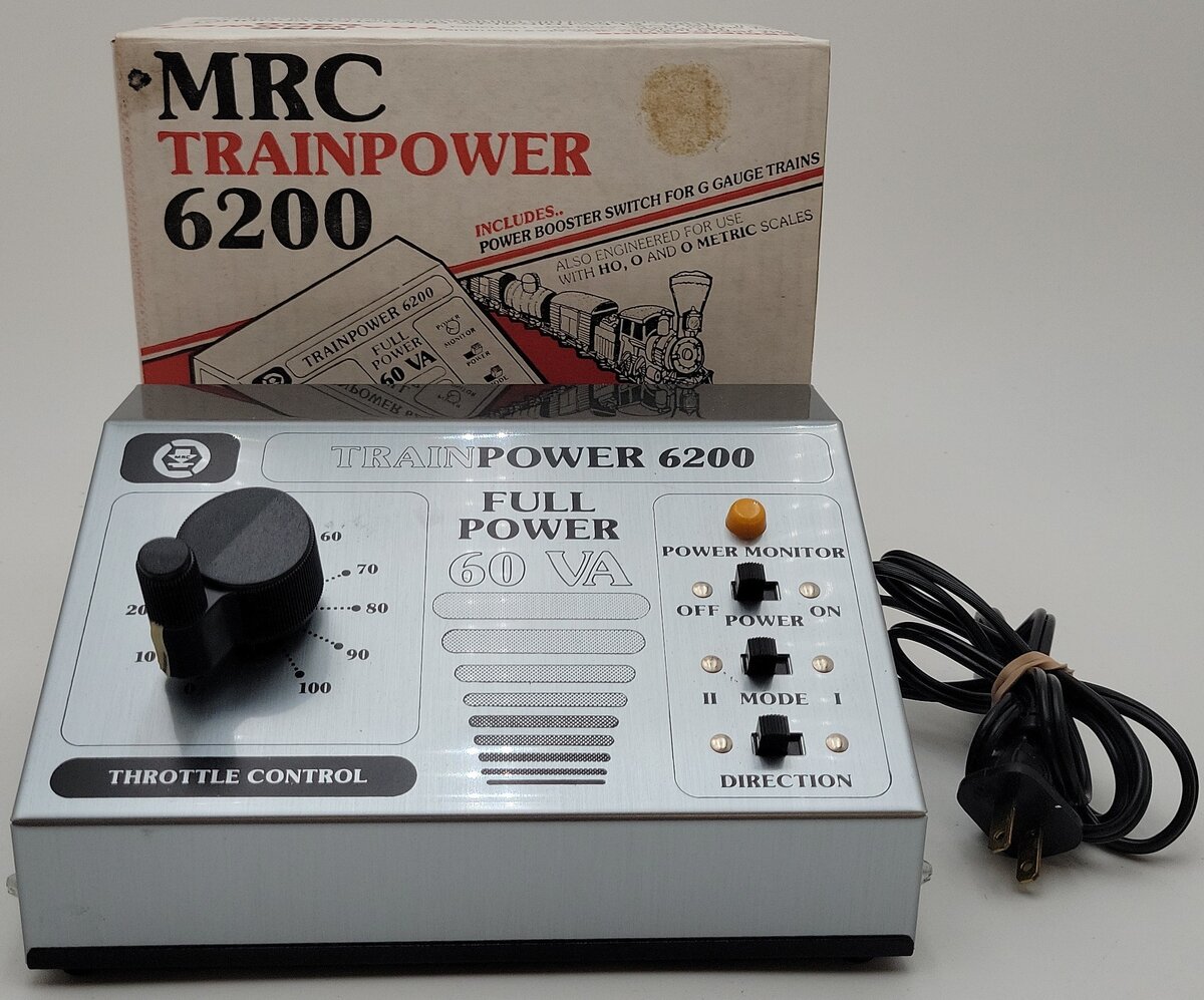 MRC 6200 Trainpower Power Pack (Silver) EX/Box