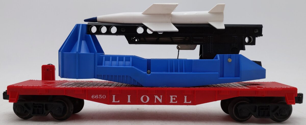 Lionel 6650 Vintage O IRBM Rocket Launcher EX/Box