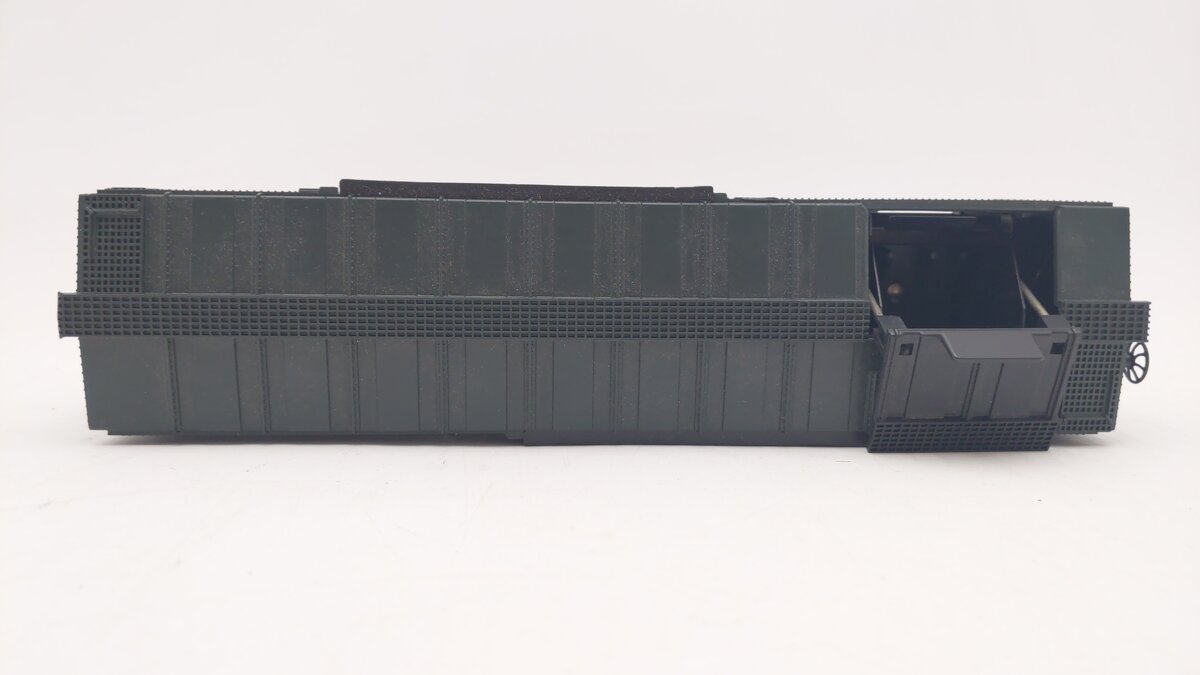 Lionel 6-19813 O Gauge Northern Pacific Operating Ice Car w/Ice Blocks EX/Box