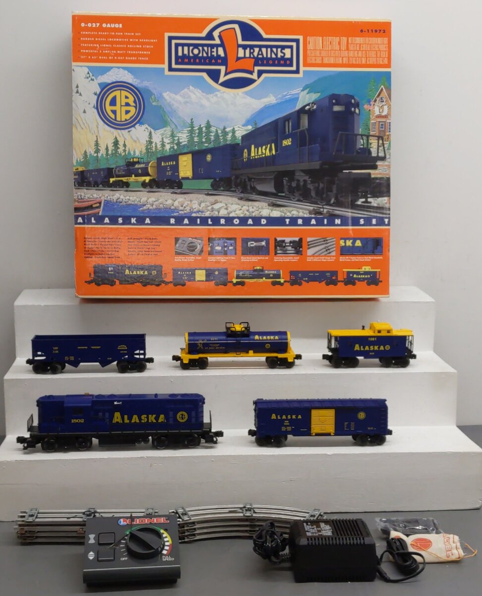 Lionel 6-11972 O Gauge Alaska Railroad GP-7 Diesel Train Set EX/Box