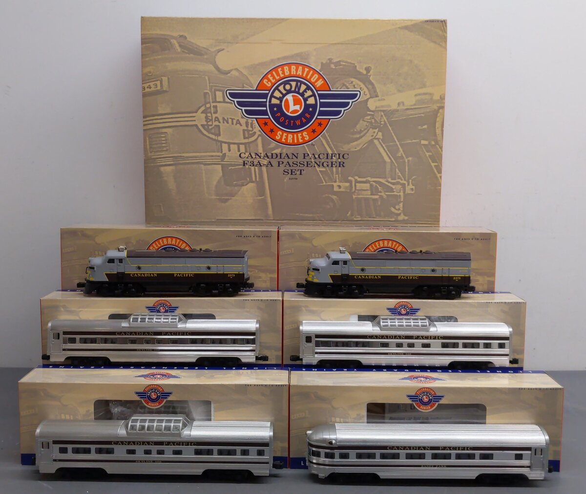 Lionel 6-21759 O Gauge Postwar Canadian Pacific F3A-A Diesel Passenger Set EX/Box