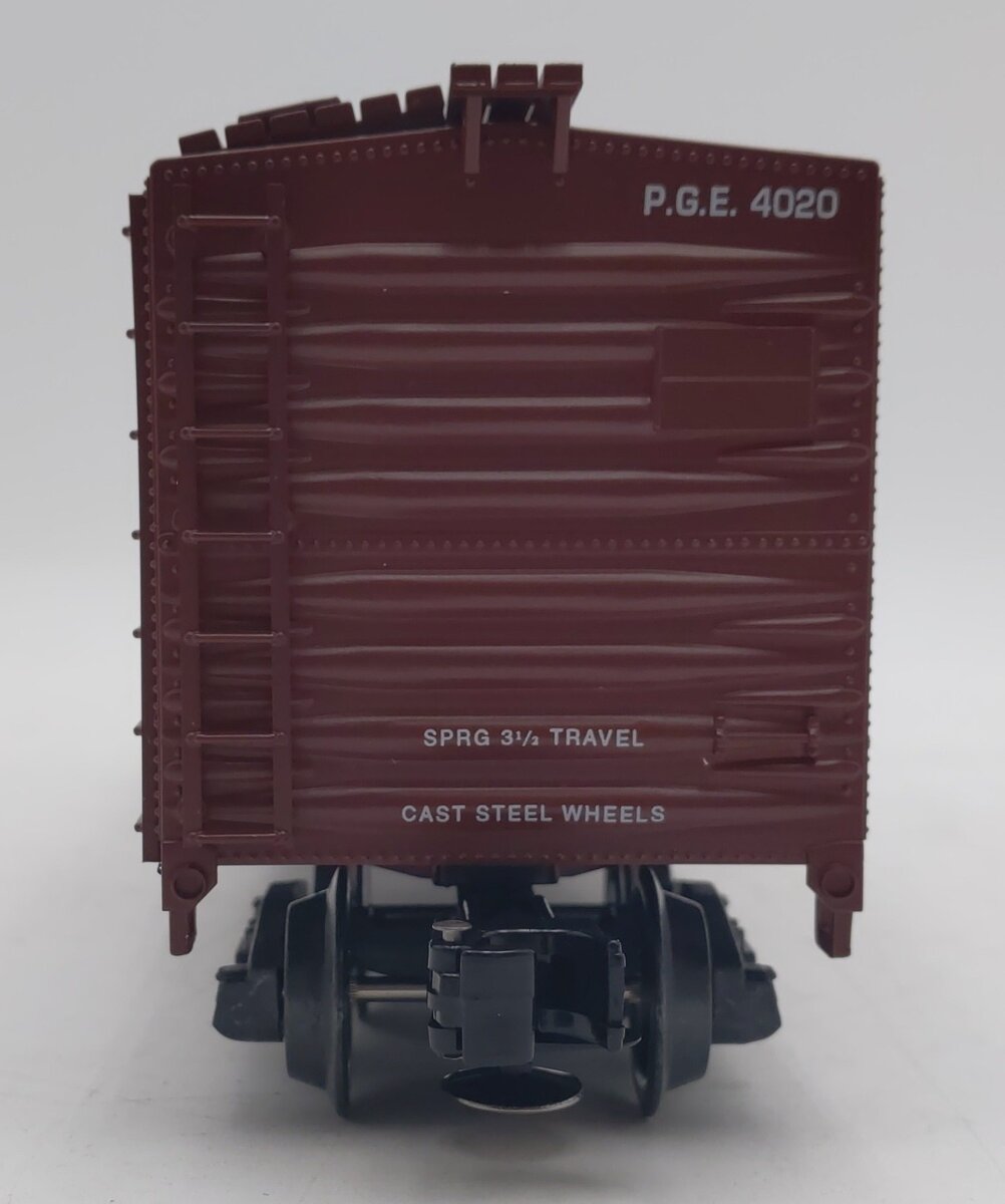 Crown PGE-9418 O Modern Pacific Great Eastern #4020 Boxcar - 3 Rail EX/Box