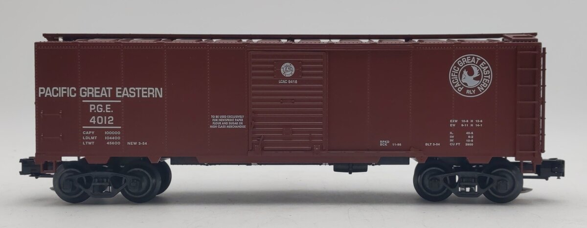 Crown PGE-9418 O Modern Pacific Great Eastern #4012 Boxcar - 3 Rail EX/Box