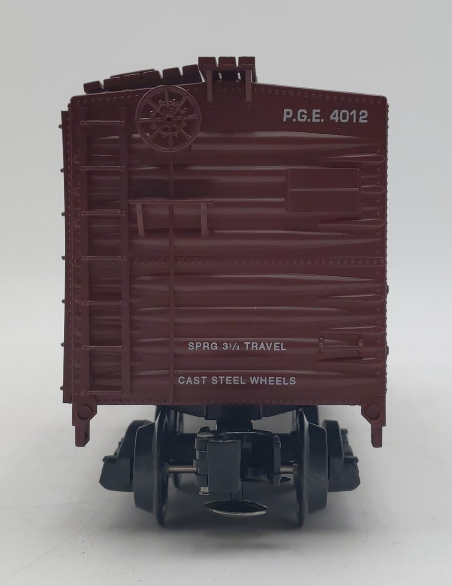 Crown PGE-9418 O Modern Pacific Great Eastern #4012 Boxcar - 3 Rail EX/Box