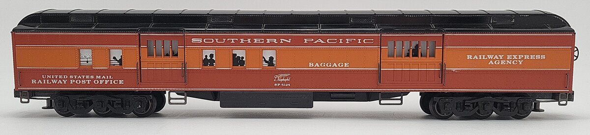K-Line K88-5124 O Southern Pacific Daylight 18