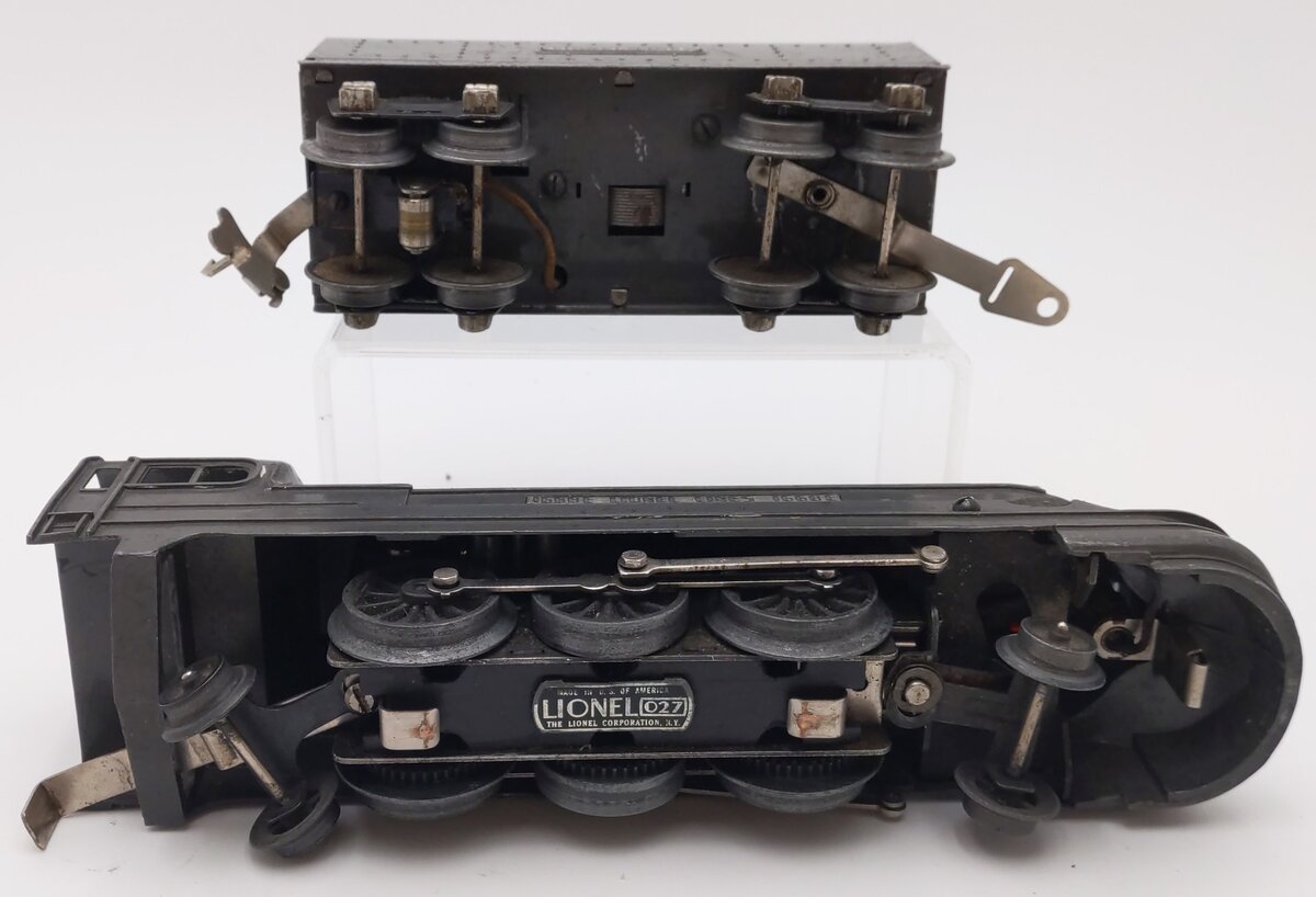 Lionel 1668E Vintage O 2-6-2 Gunmetal Streamline Steam Locomotive & Tender VG