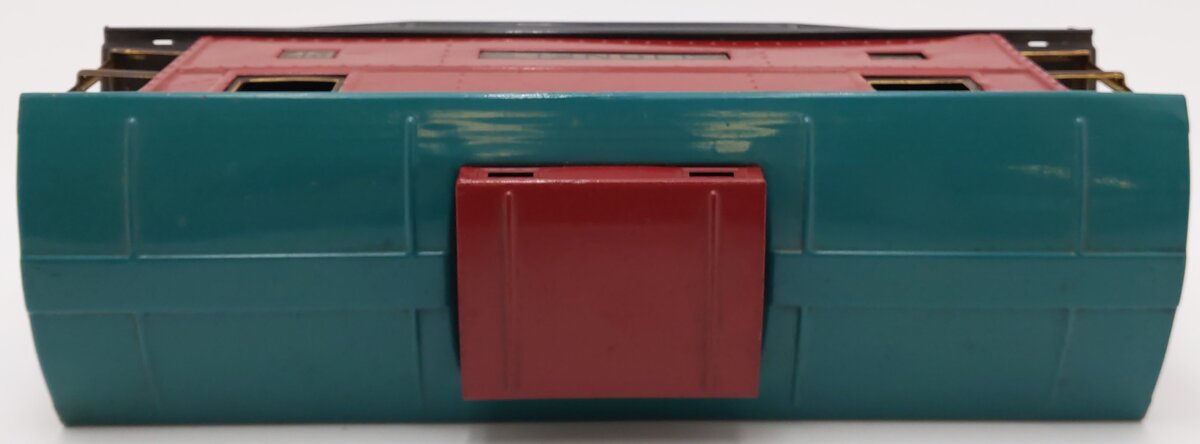 Lionel 217 Vintage Standard Gauge Red with Green Caboose -Repainted