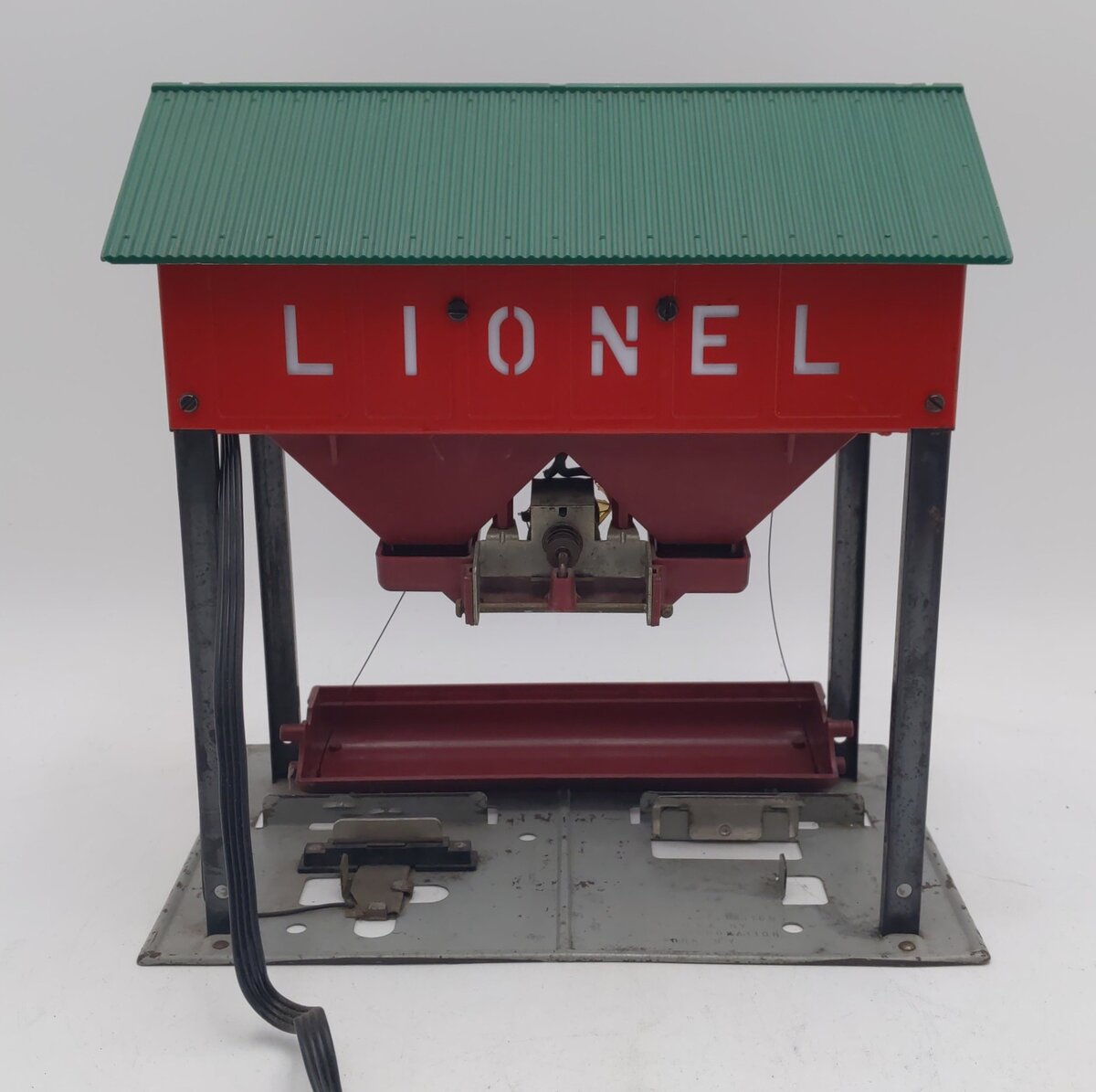 Lionel 497 Vintage O Operating Coaling Station VG