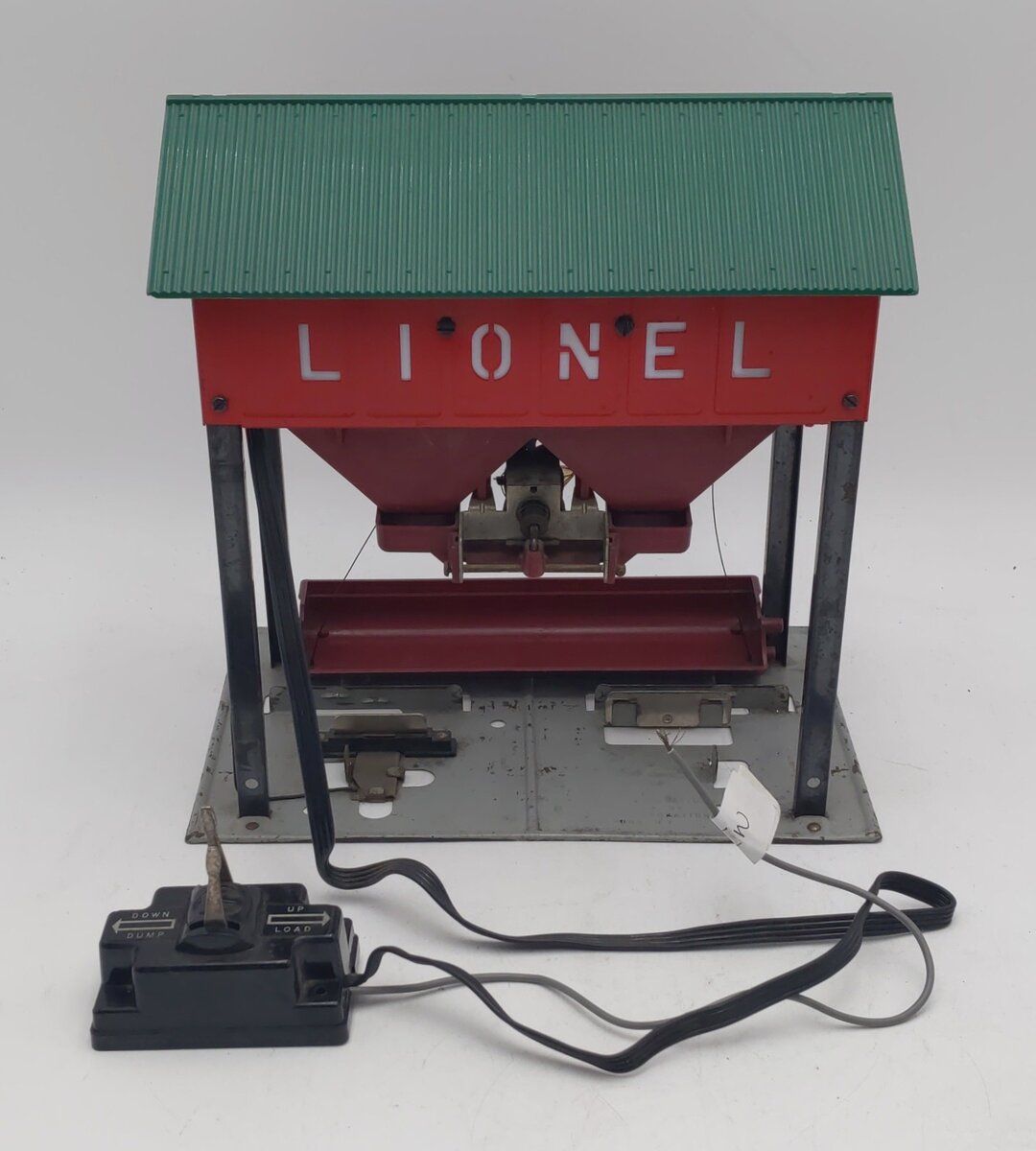 Lionel 497 Vintage O Operating Coaling Station VG