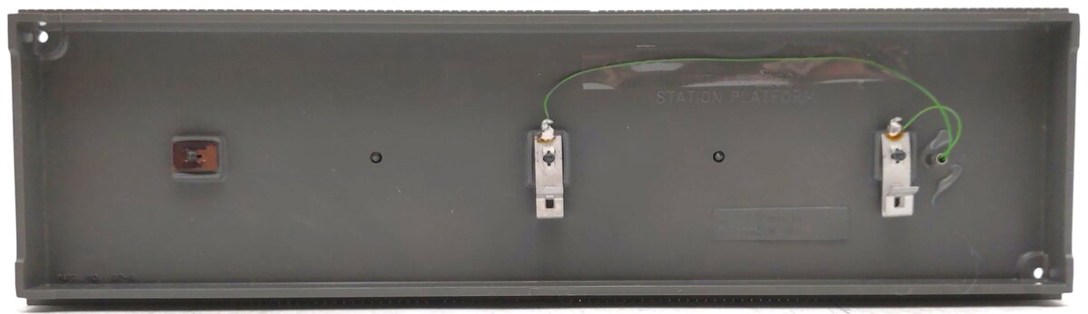 Lionel 6-12748 O/027 Illuminated Station Platform LN/Box