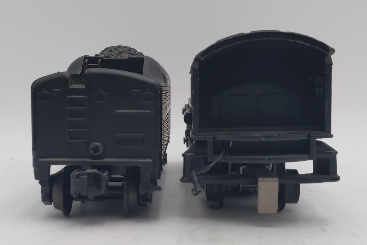 Lionel 6-8304 4-4-2 B&O Die-Cast Steam Locomotive & Tender #8304 EX