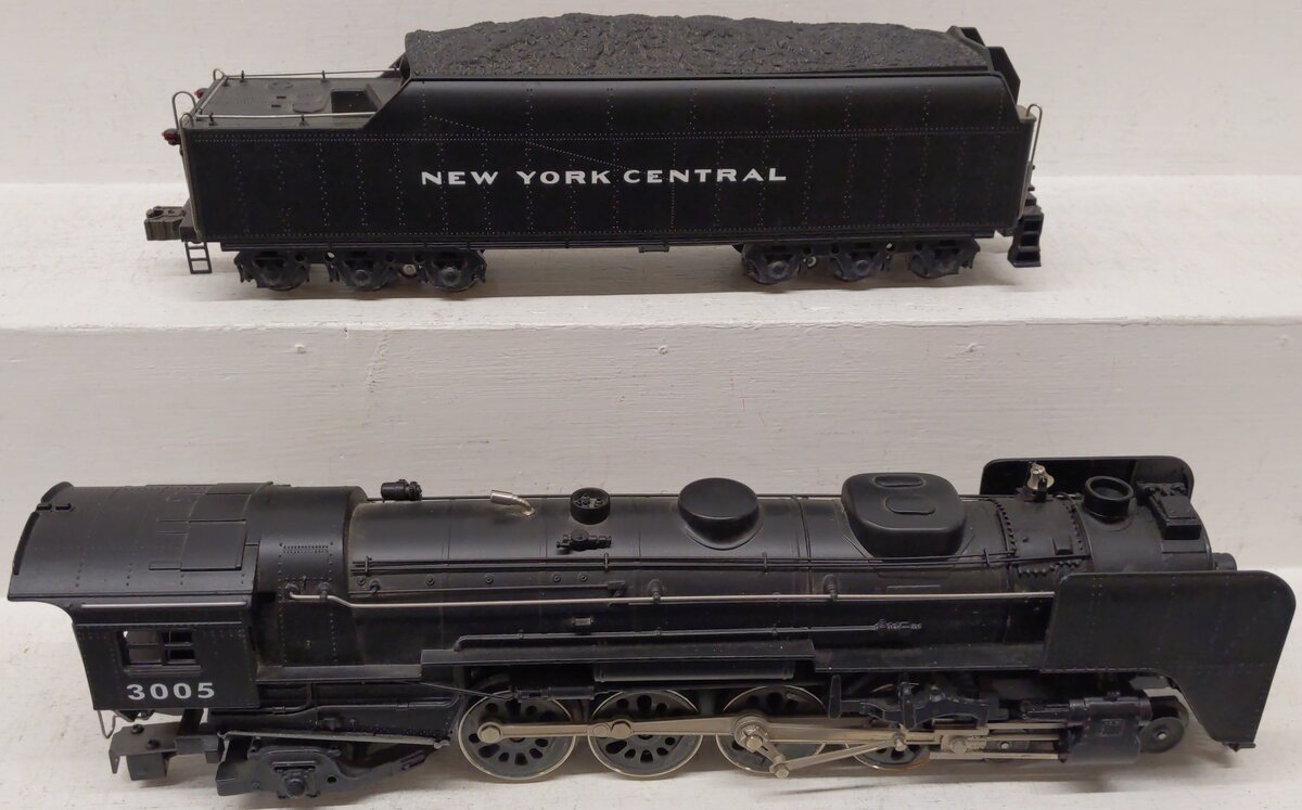 Lionel 6-18064 O Gauge NYC L-3A 4-8-2 Mohawk Steam Locomotive & Tender #3005 VG/Box